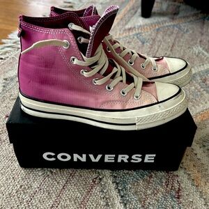 Converse Chuck Taylor Hi-Tops